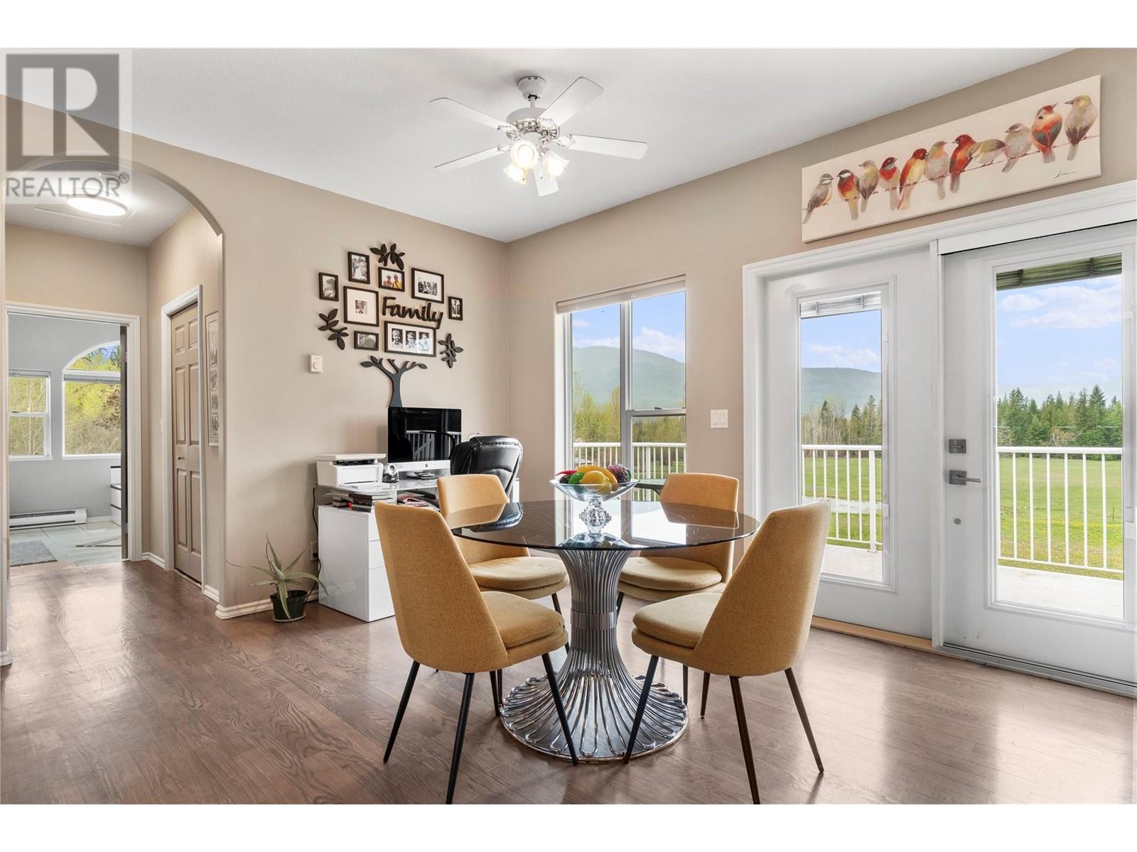  1851 70 Street Southeast, Salmon Arm