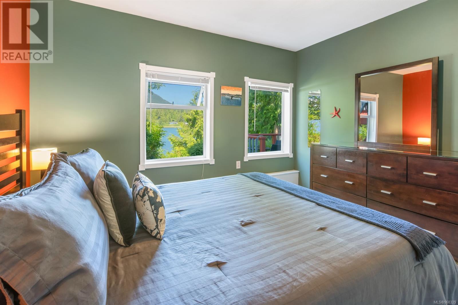 131 Garden St, Ucluelet