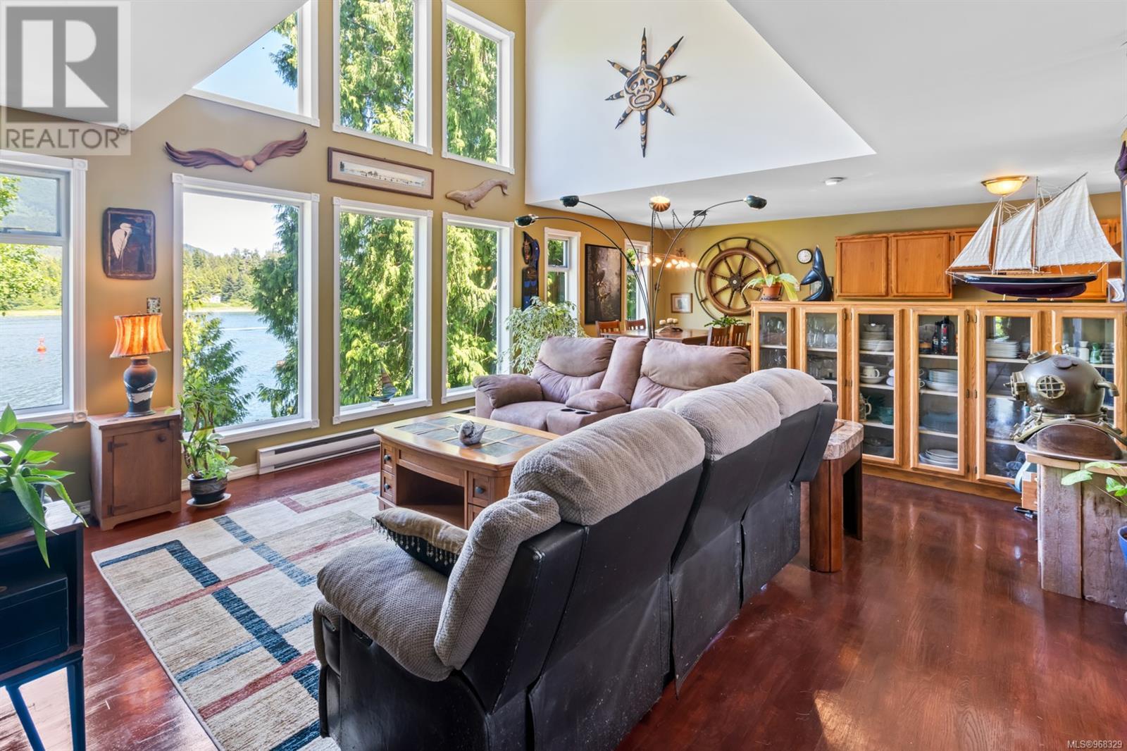 131 Garden St, Ucluelet