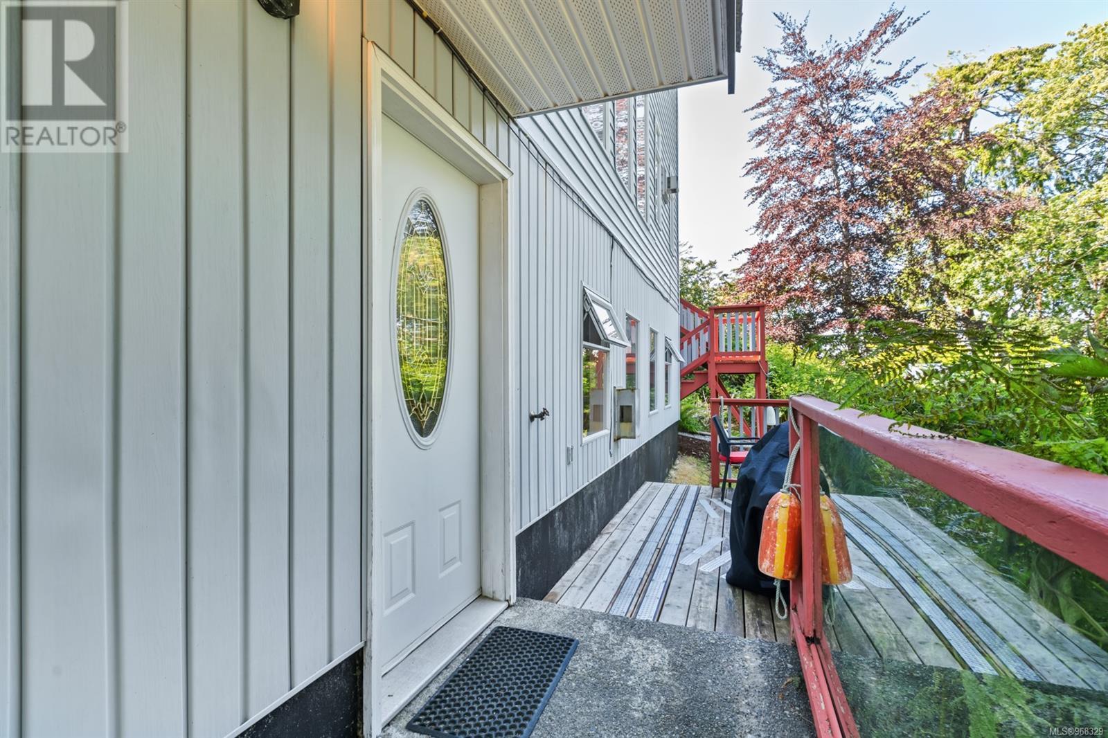 131 Garden St, Ucluelet