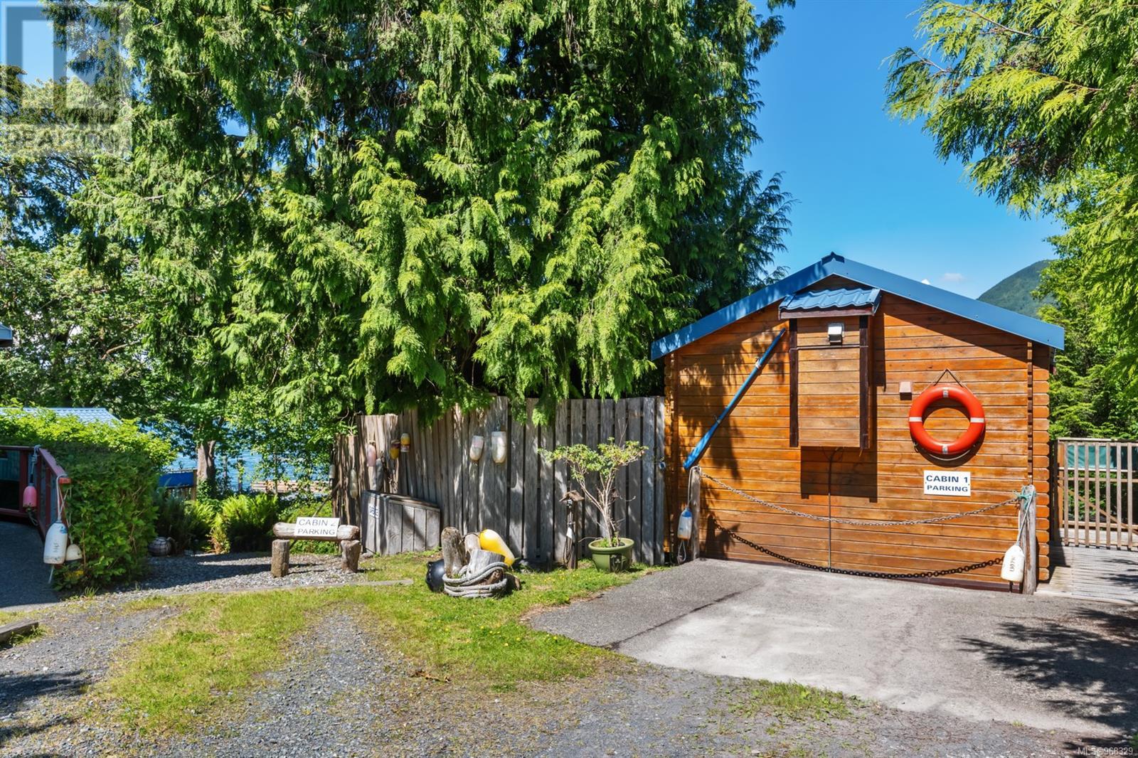 131 Garden St, Ucluelet