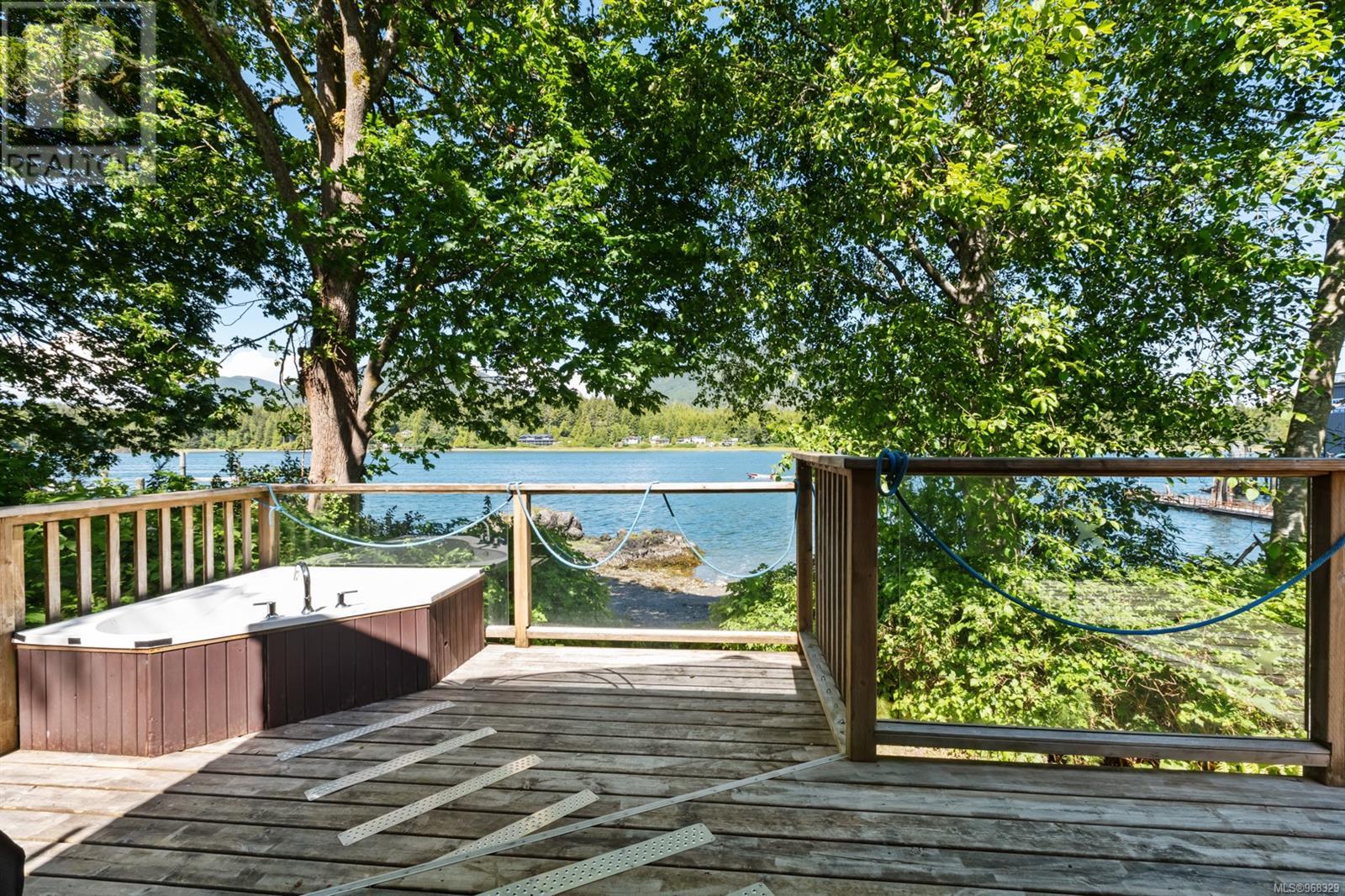 131 Garden St, Ucluelet