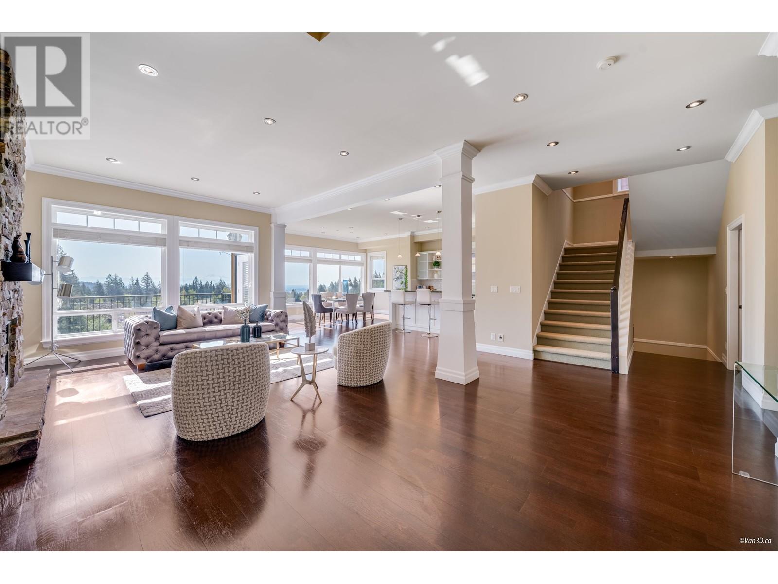 Photo 7 of 3235 Chartwell Lane, Coquitlam BC