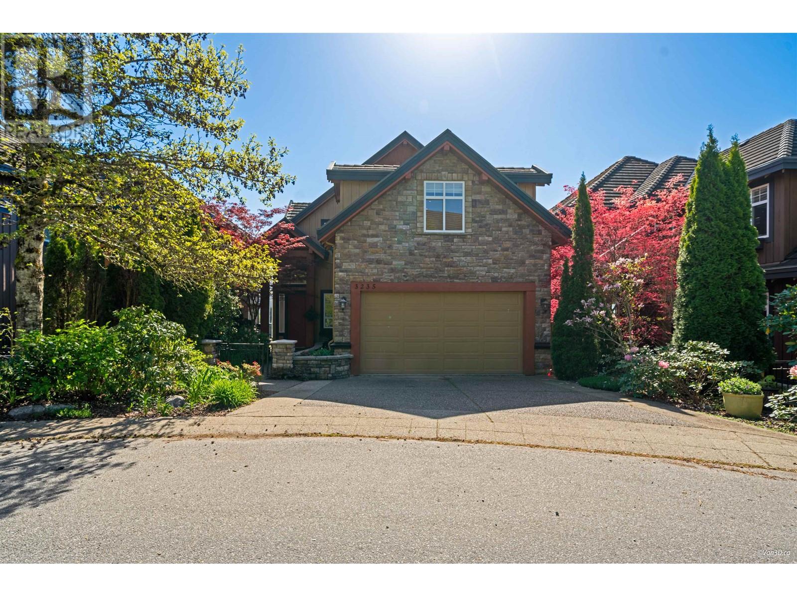 Photo 2 of 3235 Chartwell Lane, Coquitlam BC