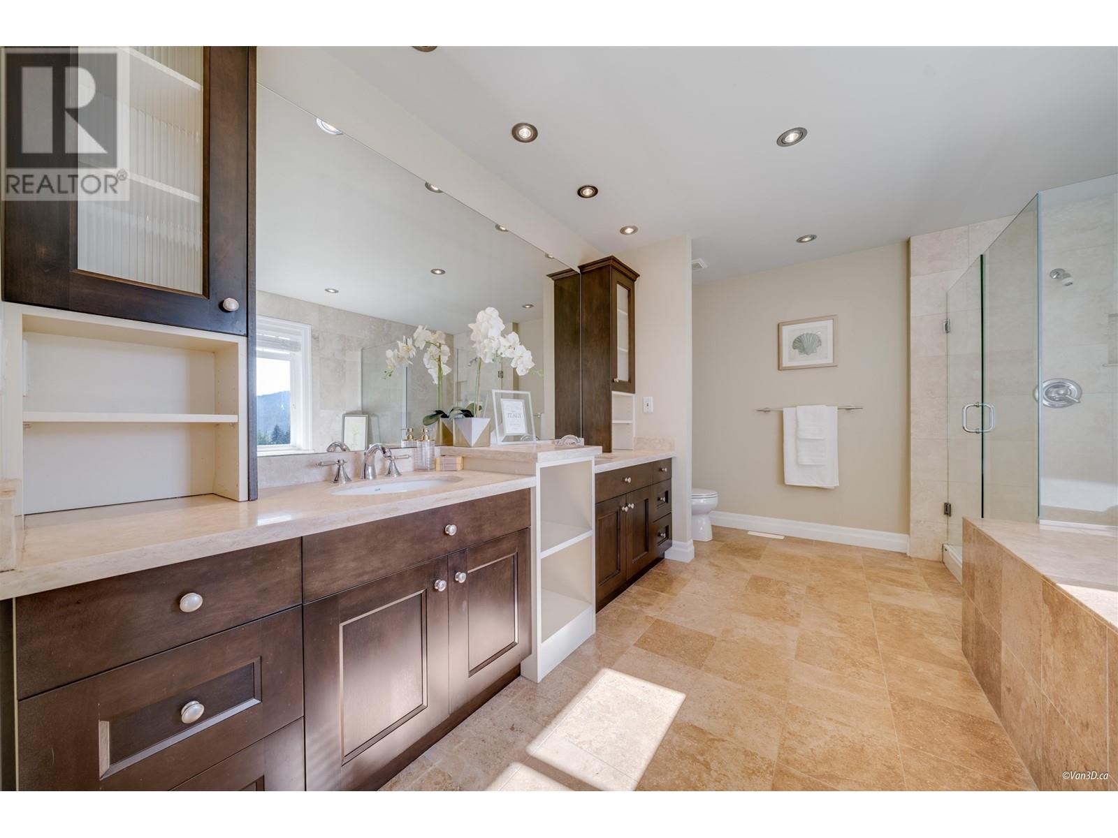 Photo 26 of 3235 Chartwell Lane, Coquitlam BC