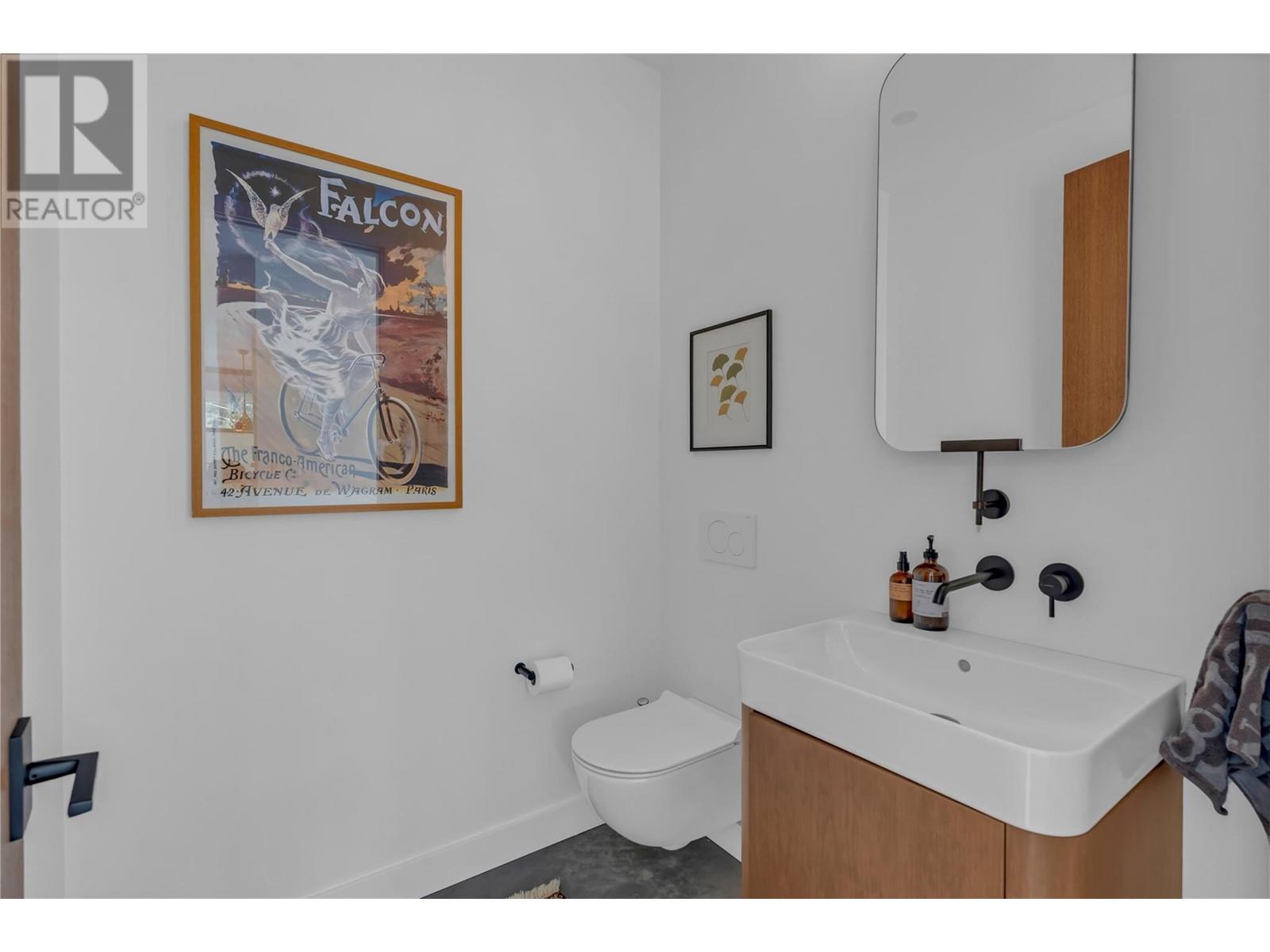 503 Wilson Mountain Road, Oliver