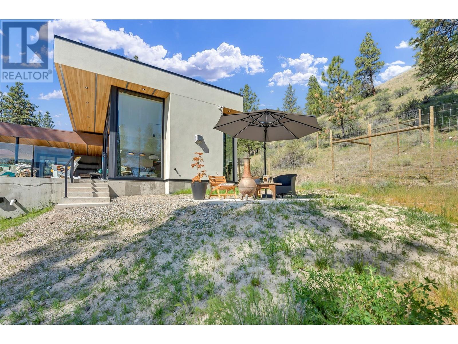 503 Wilson Mountain Road, Oliver