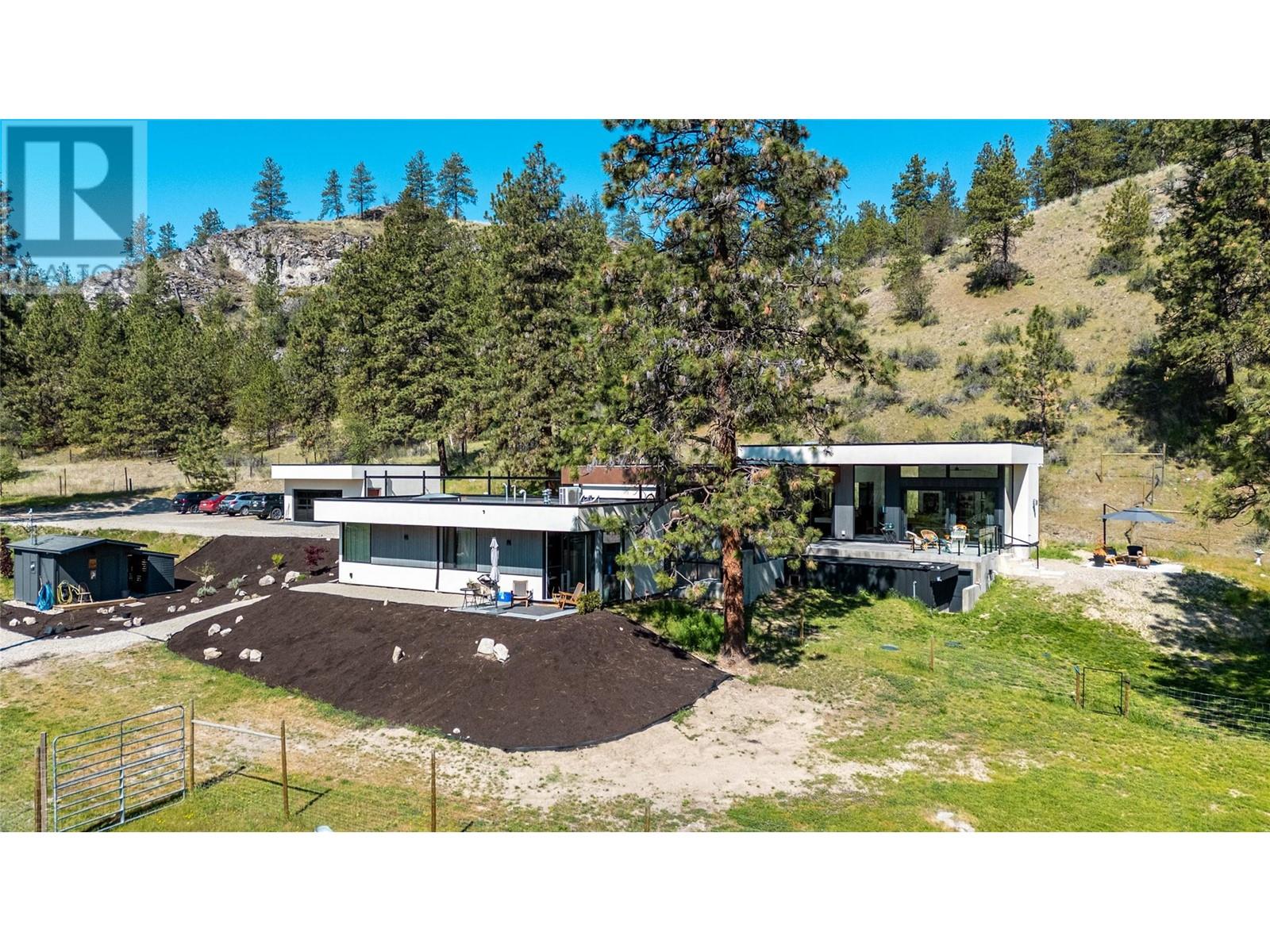 503 Wilson Mountain Road, Oliver