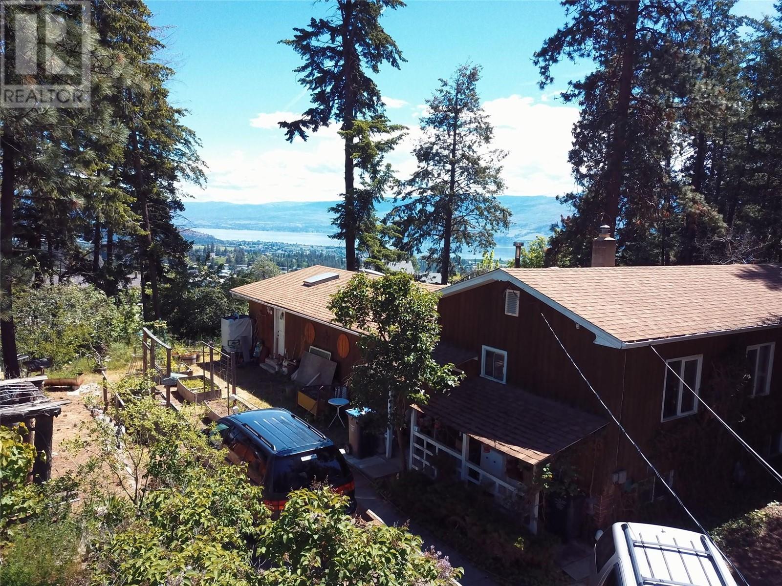 3021 McIver Road, West Kelowna