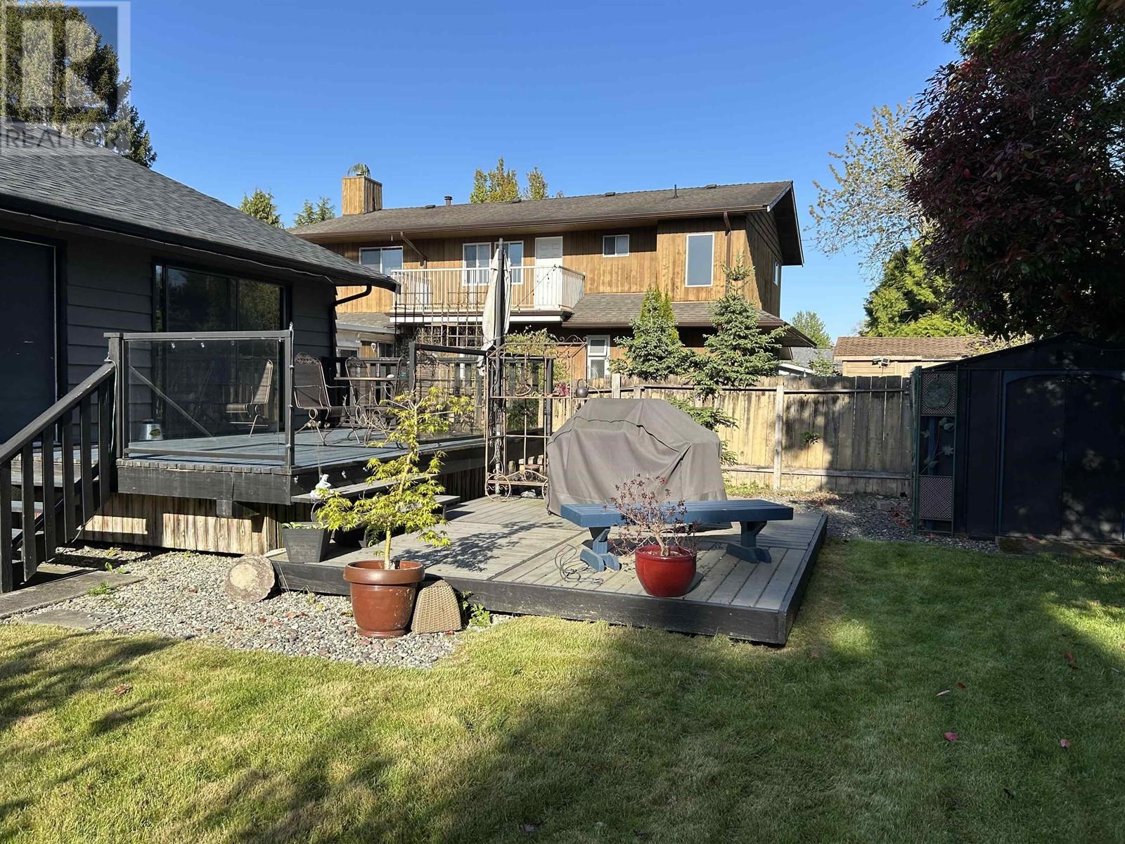 Photo 7 of 7560 Waterton Drive, Richmond BC