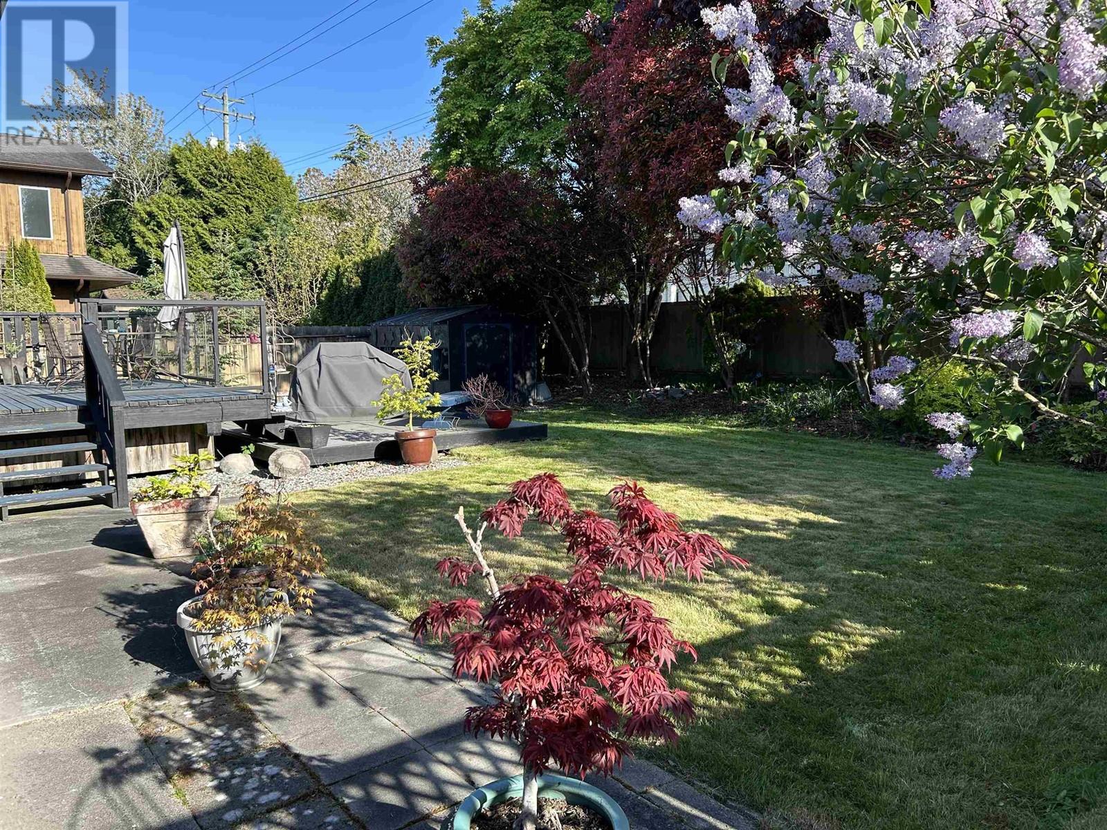 Photo 4 of 7560 Waterton Drive, Richmond BC