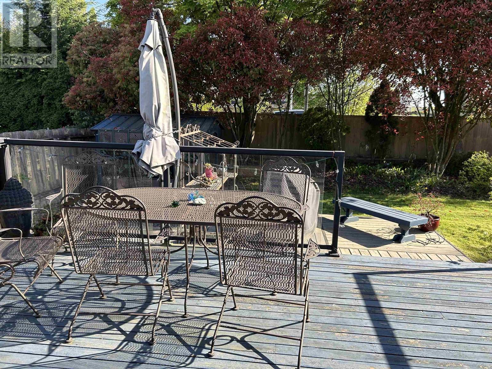 Photo 27 of 7560 Waterton Drive, Richmond BC