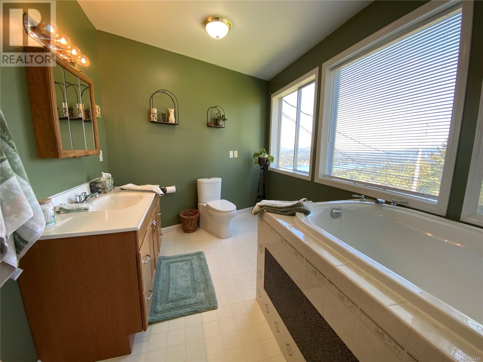  1828 Strathcona Heights, Shawnigan Lake