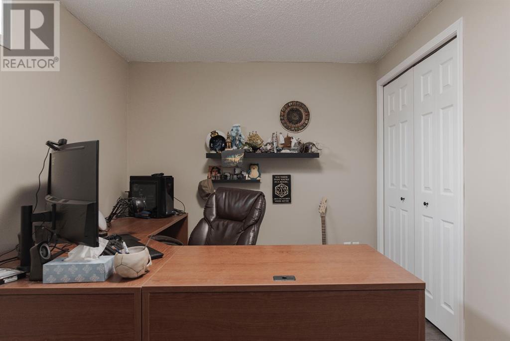121 Cowley Bay, Fort McMurray
