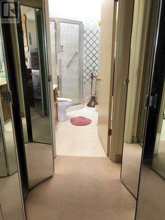 Single Family House for Sale in  C  Street NW Varsity Calgary 