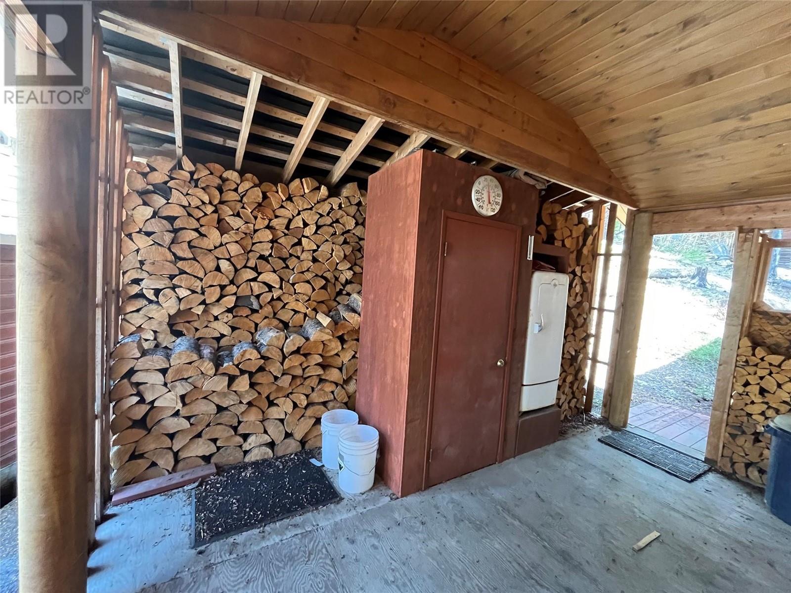  2701 Peachland Forestry Service Road, Peachland