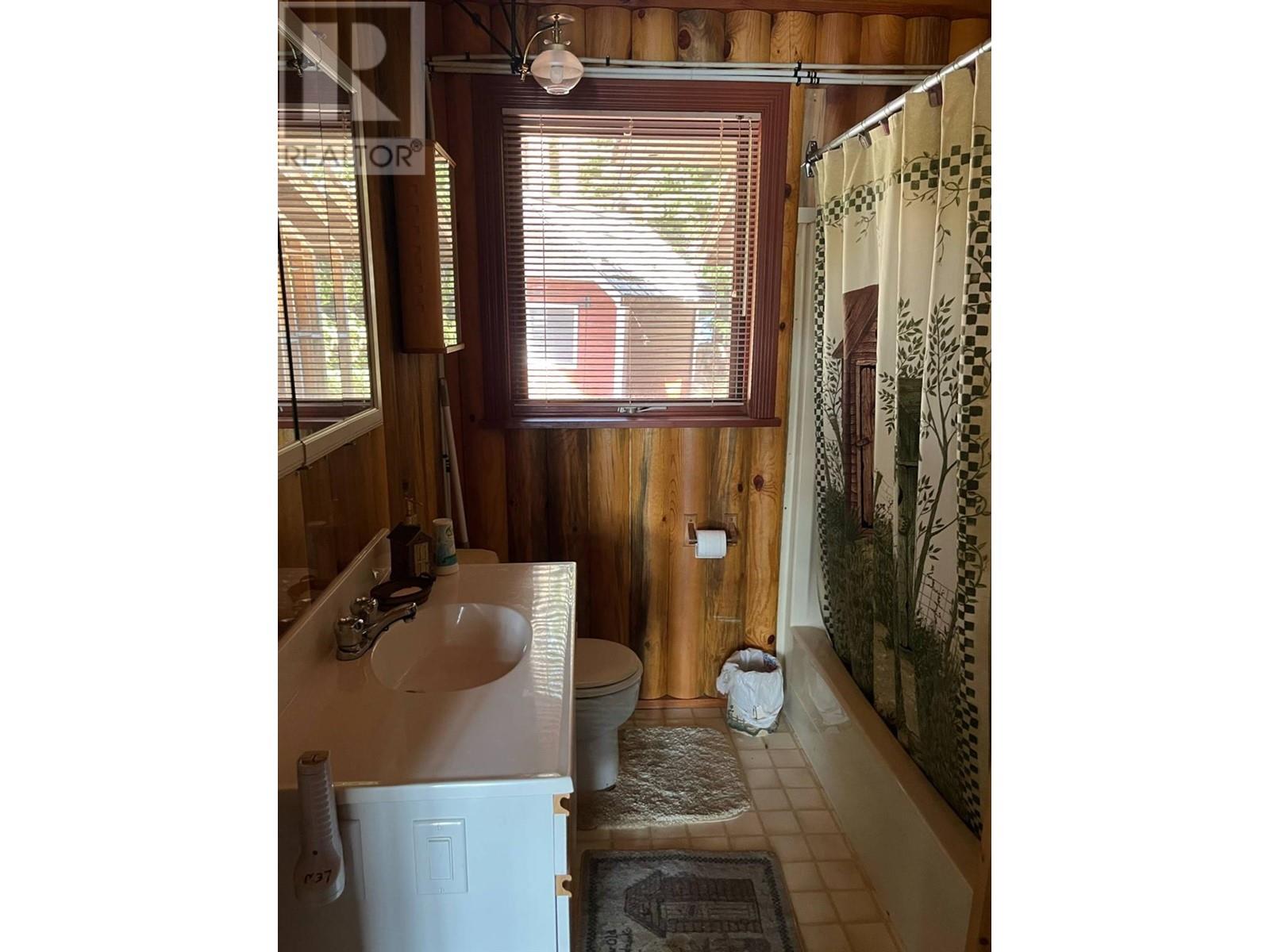  2701 Peachland Forestry Service Road, Peachland