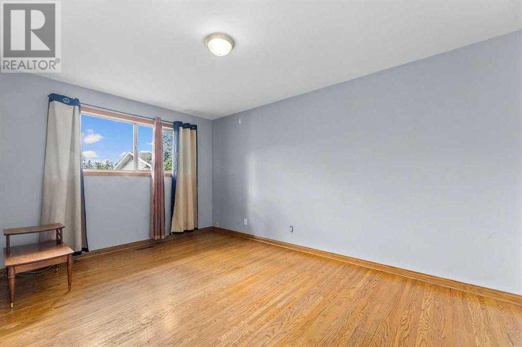 Single Family House Bungalow for Sale in  Valentine Crescent SE Penbrooke Meadows Calgary 