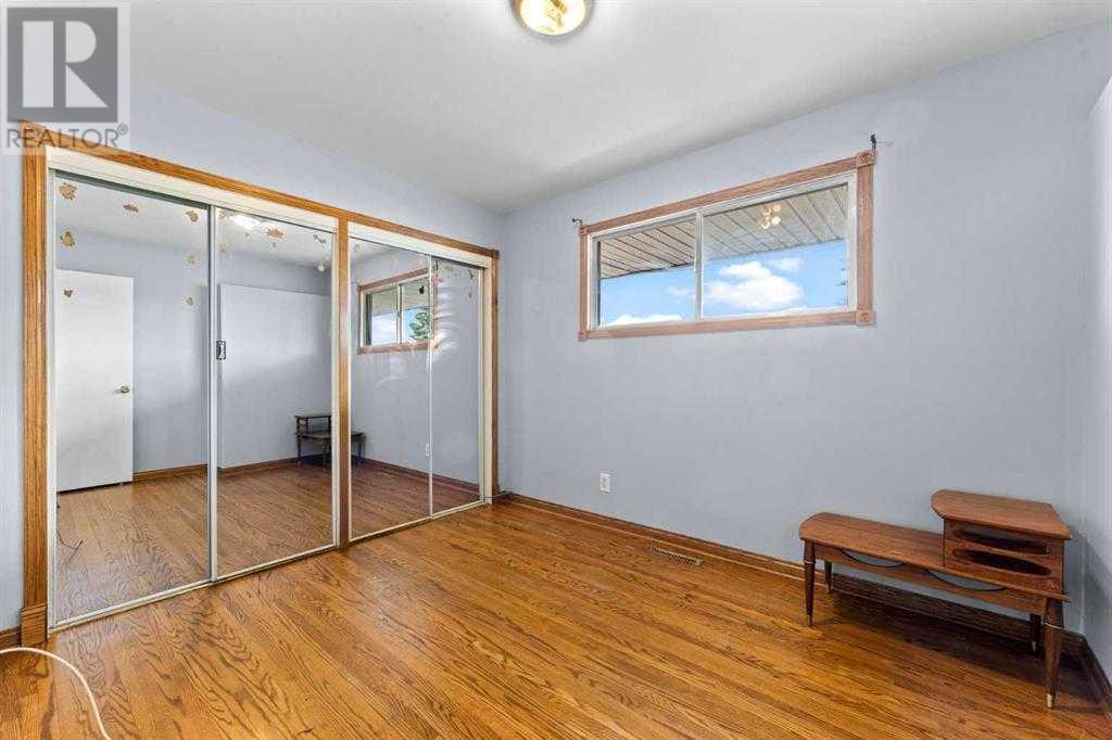 Single Family House Bungalow for Sale in  Valentine Crescent SE Penbrooke Meadows Calgary 