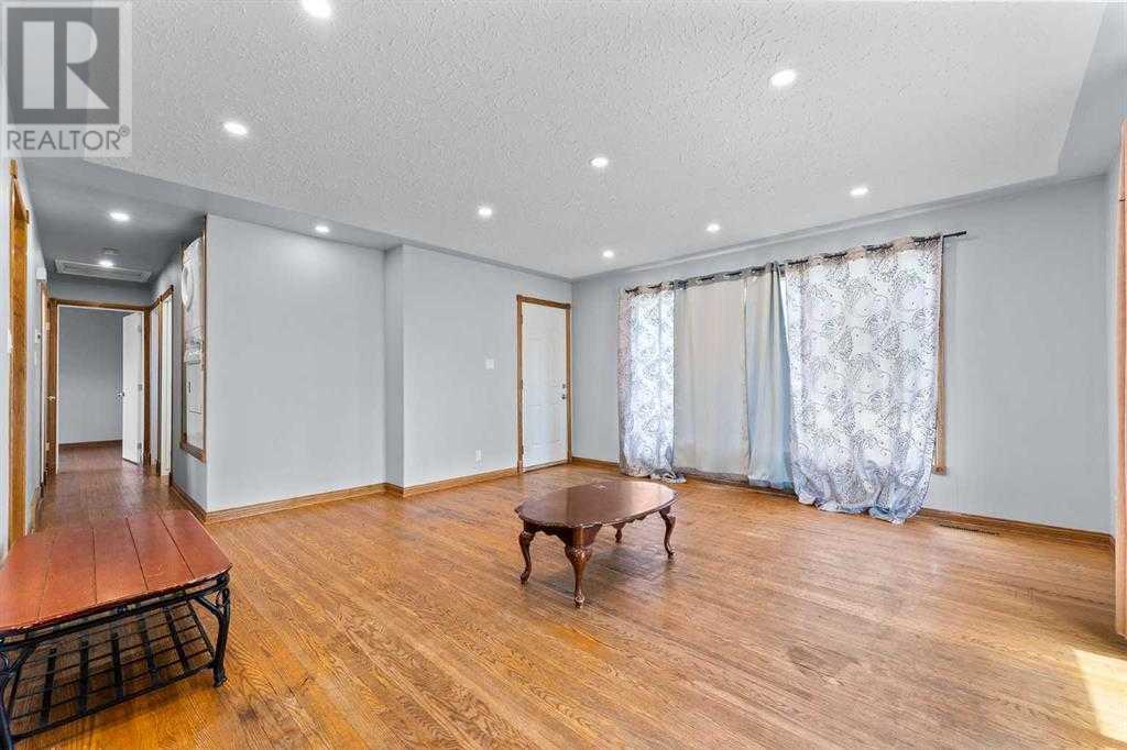 Single Family House Bungalow for Sale in  Valentine Crescent SE Penbrooke Meadows Calgary 