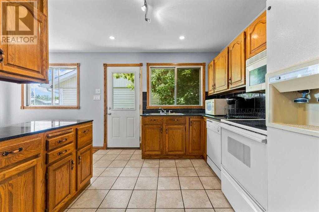 Single Family House Bungalow for Sale in  Valentine Crescent SE Penbrooke Meadows Calgary 