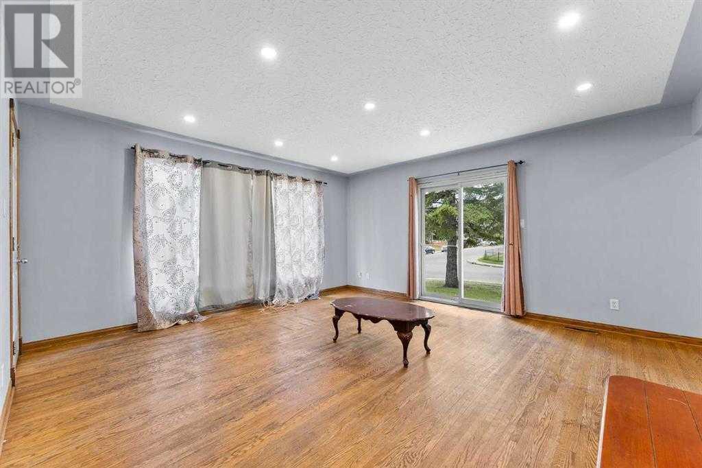 Single Family House Bungalow for Sale in  Valentine Crescent SE Penbrooke Meadows Calgary 
