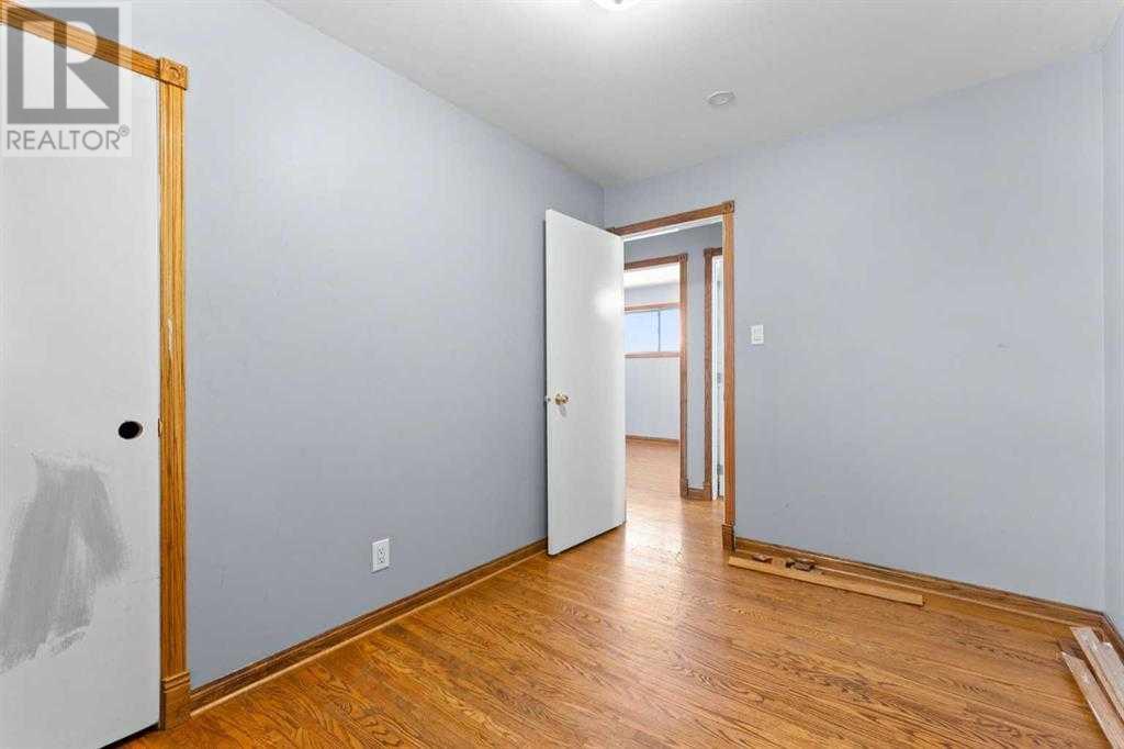 Single Family House Bungalow for Sale in  Valentine Crescent SE Penbrooke Meadows Calgary 