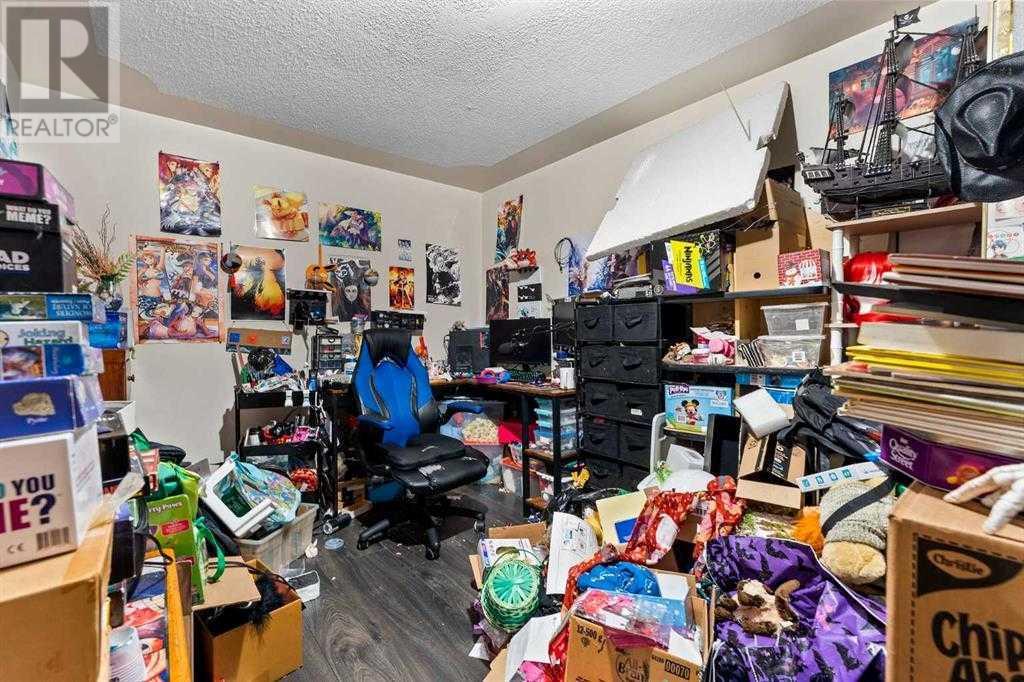 Single Family House Bungalow for Sale in  Valentine Crescent SE Penbrooke Meadows Calgary 