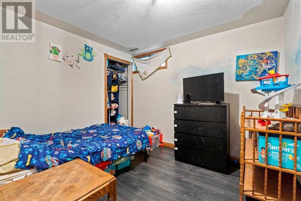Single Family House Bungalow for Sale in  Valentine Crescent SE Penbrooke Meadows Calgary 