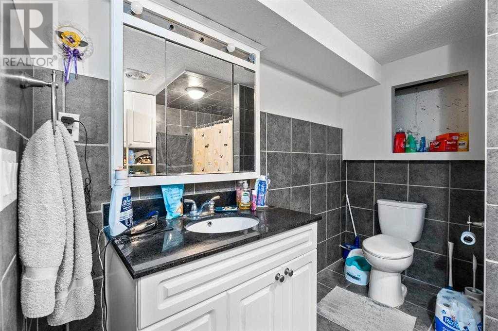 Single Family House Bungalow for Sale in  Valentine Crescent SE Penbrooke Meadows Calgary 