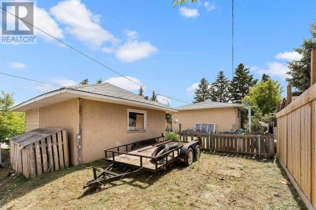 Single Family House Bungalow for Sale in  Valentine Crescent SE Penbrooke Meadows Calgary 