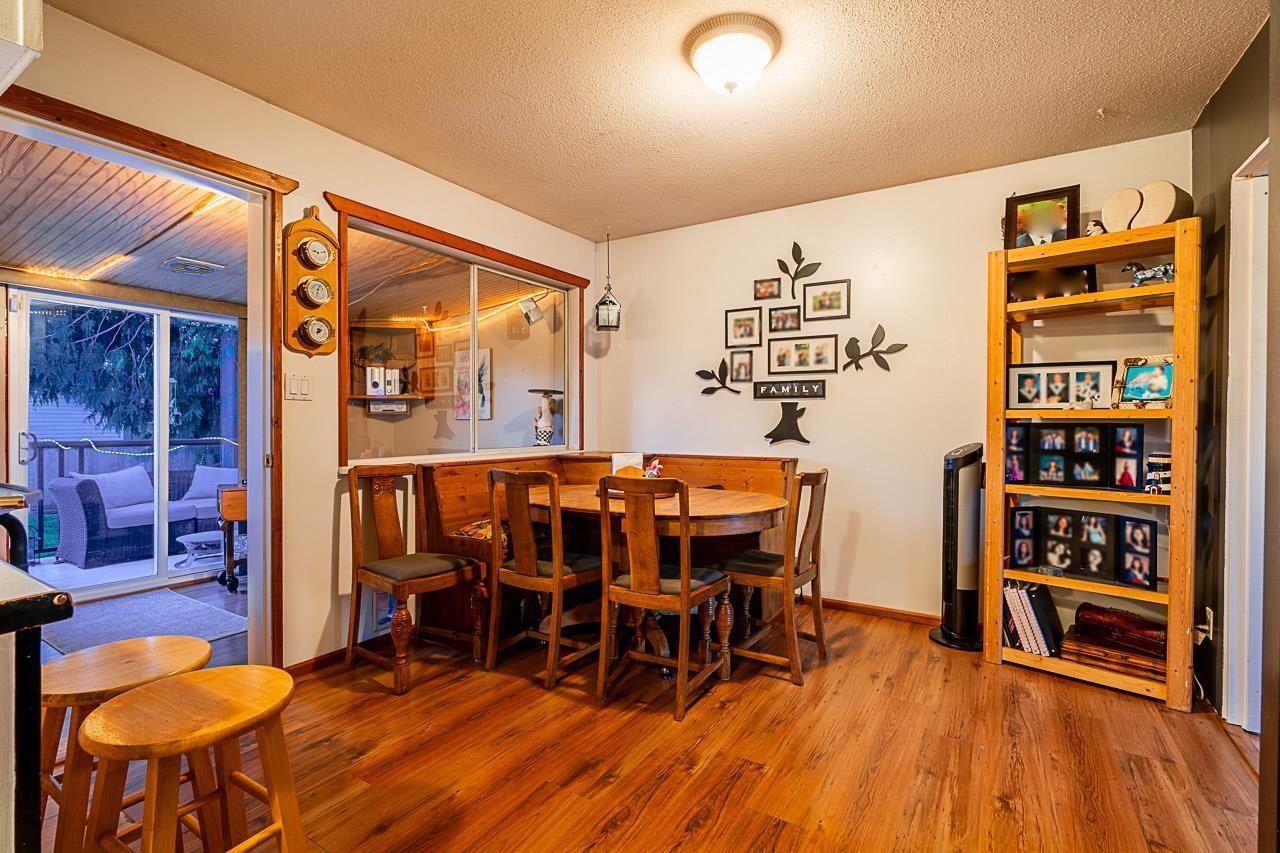 Photo 6 of 26924 28 A Avenue, Langley BC
