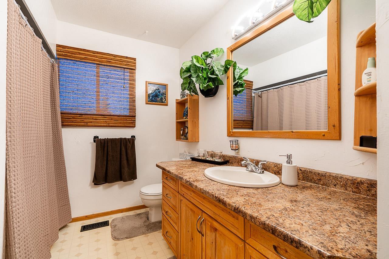 Photo 12 of 26924 28 A Avenue, Langley BC