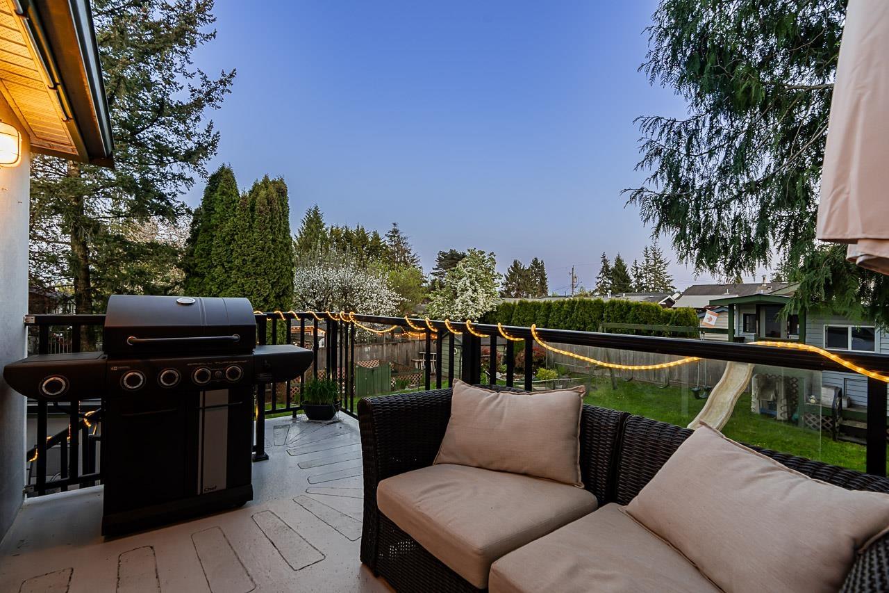 Photo 15 of 26924 28 A Avenue, Langley BC