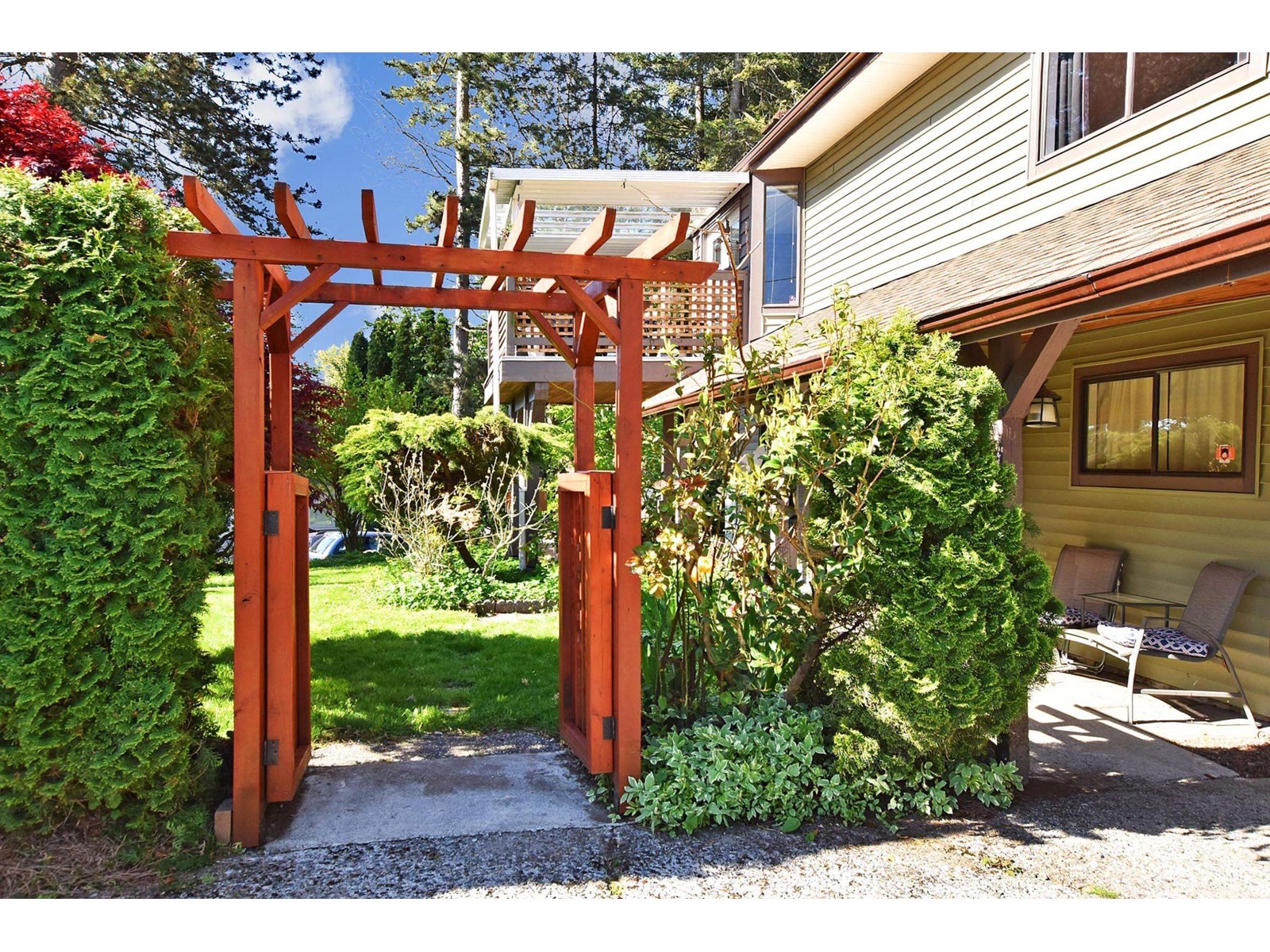 Photo 2 of 32890 Bakerview Avenue, Mission BC