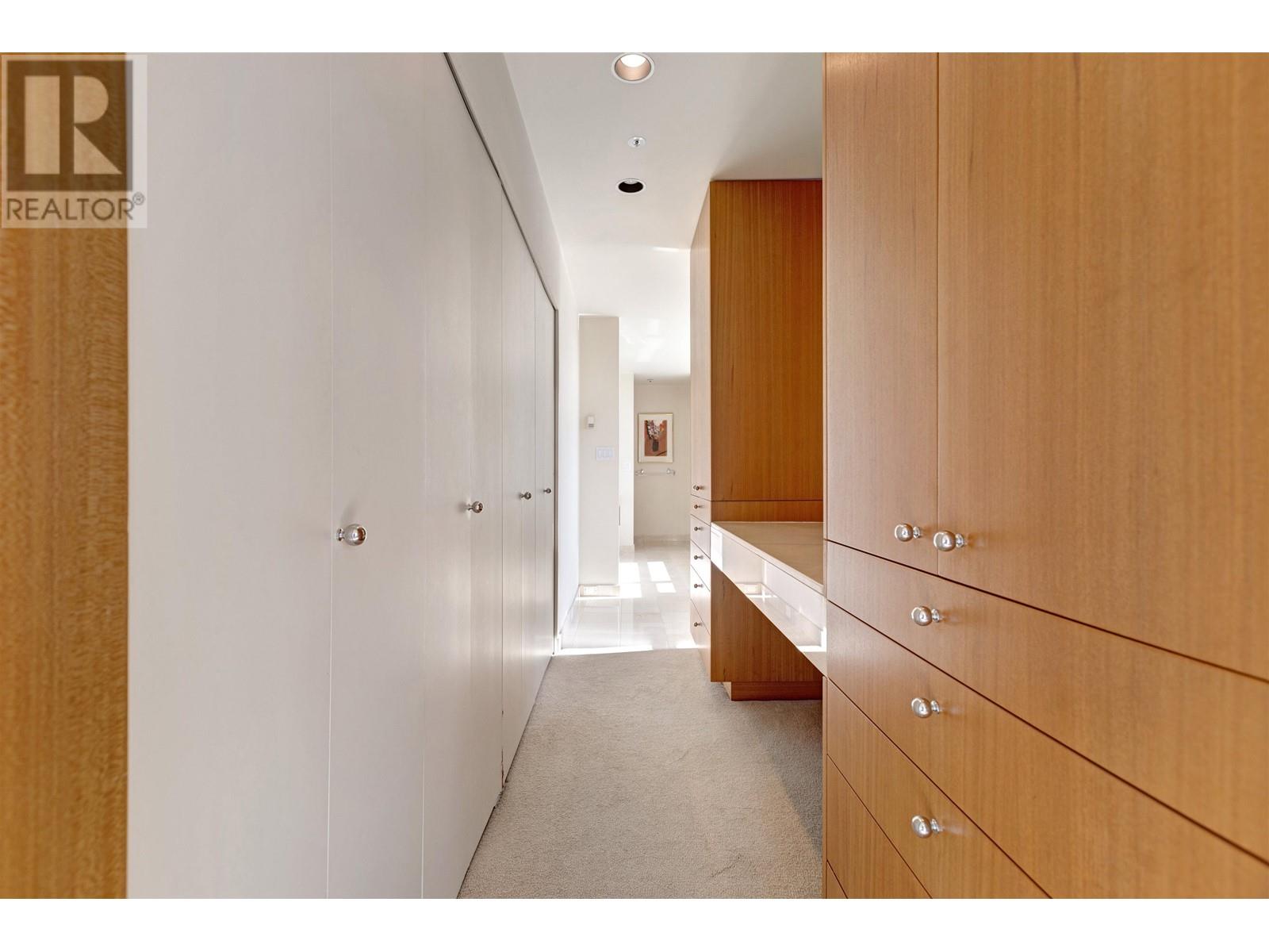 Photo 9 of 1600 1919 Beach Avenue, Vancouver BC