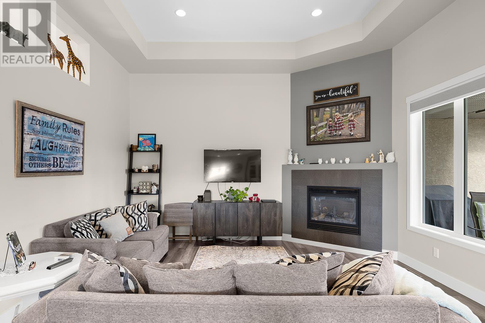  2103 Sunview Drive, West Kelowna