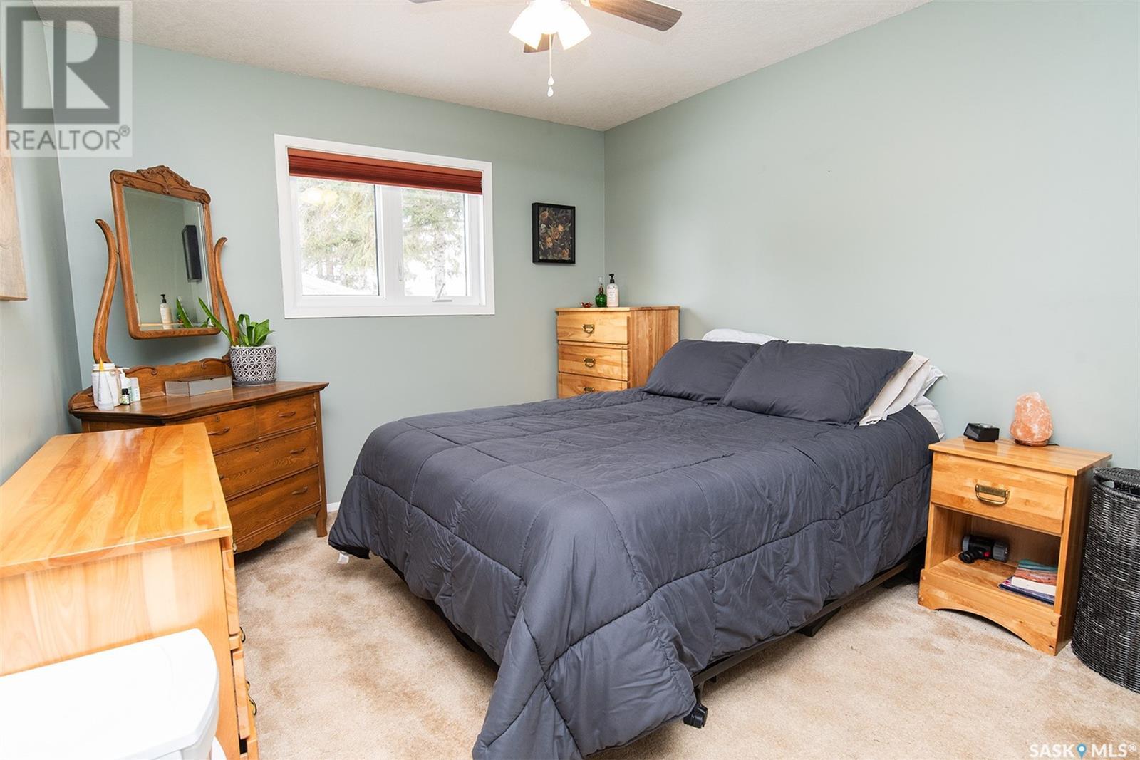 Photo 13 of 512 4th Street E, Wynyard SK