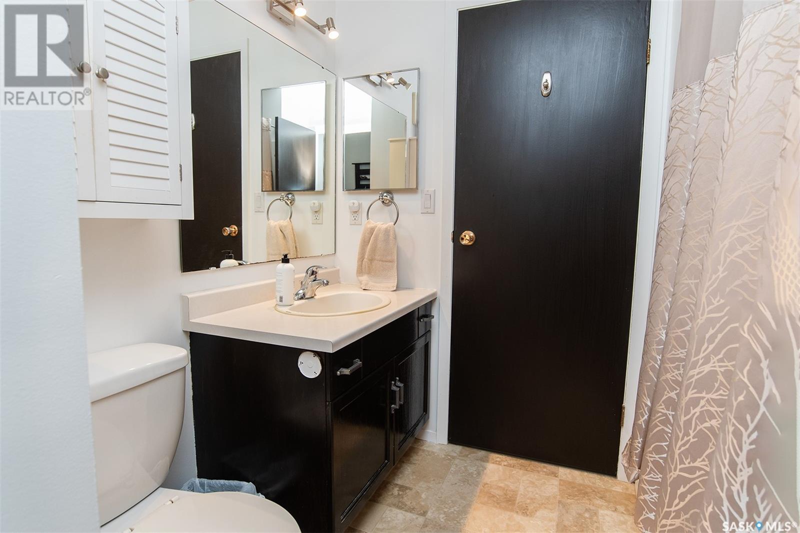 Photo 19 of 512 4th Street E, Wynyard SK
