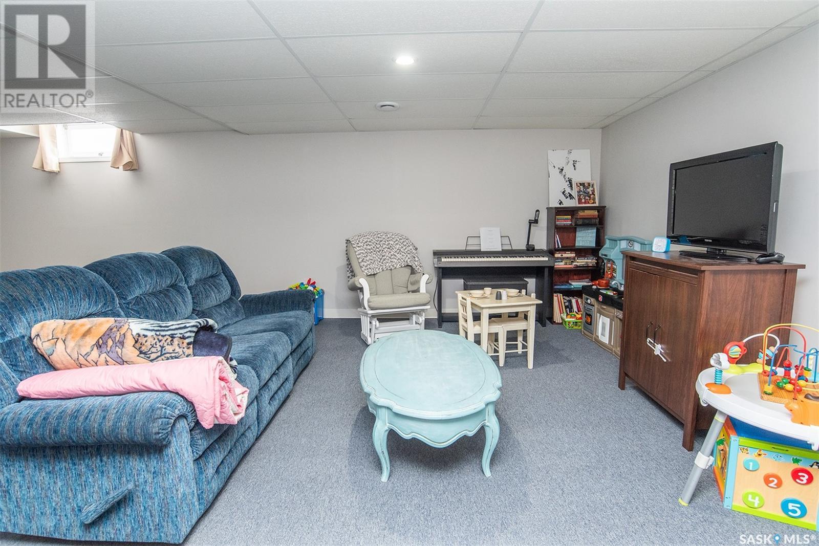 Photo 21 of 512 4th Street E, Wynyard SK