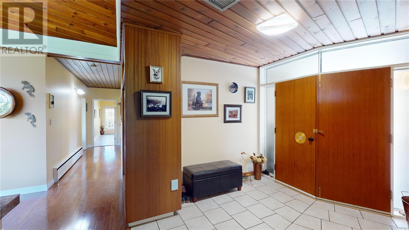  6296 Westlock Road, Duncan