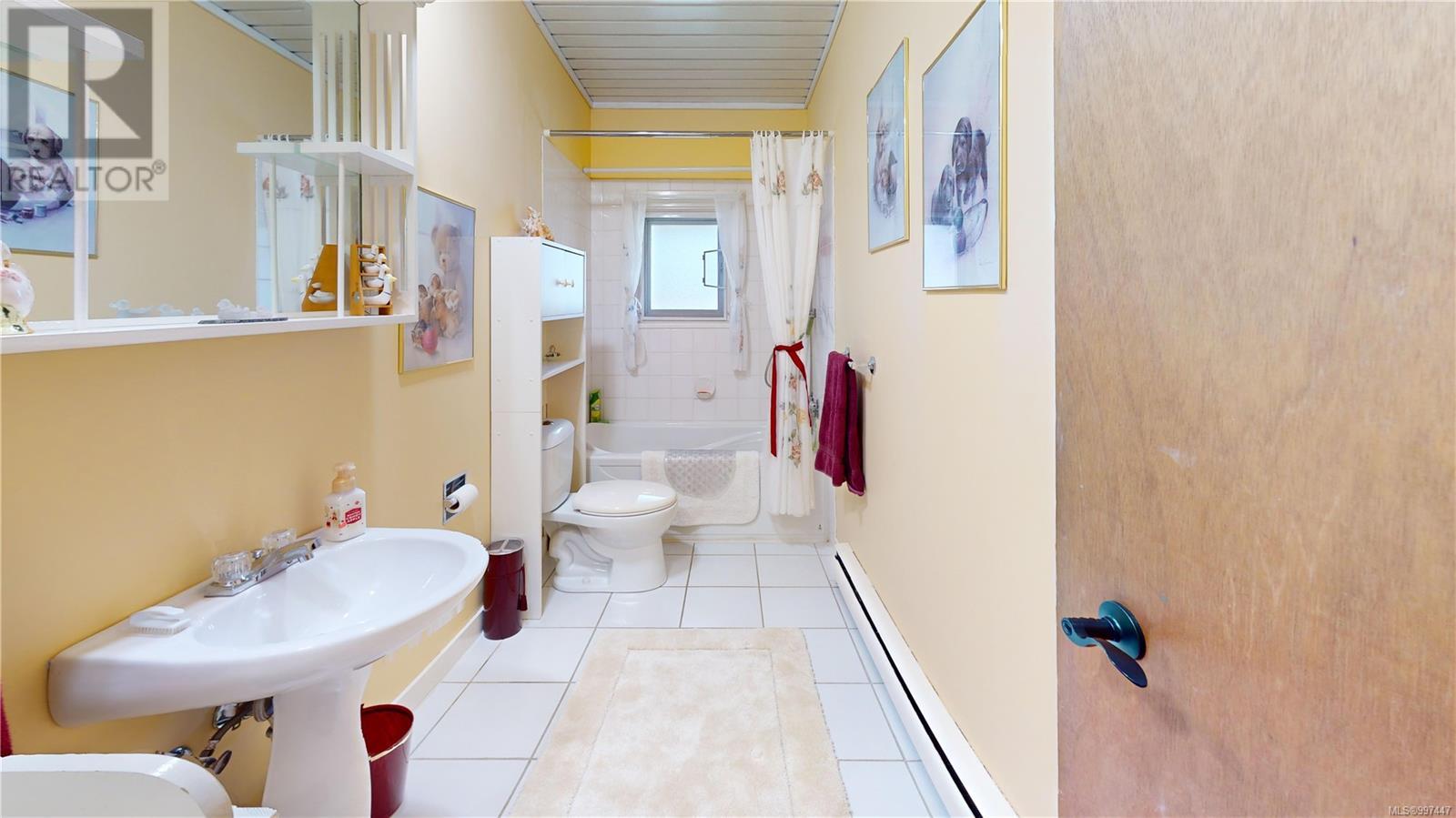  6296 Westlock Road, Duncan