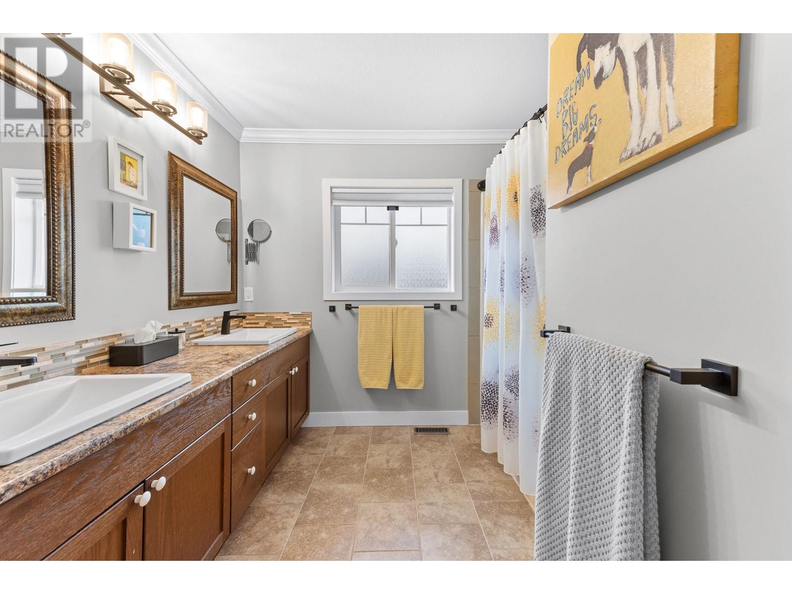  294 BASSETT Street, Penticton