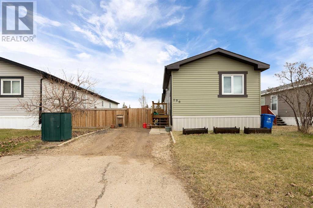 196 Clausen Crescent, Fort McMurray, Alberta