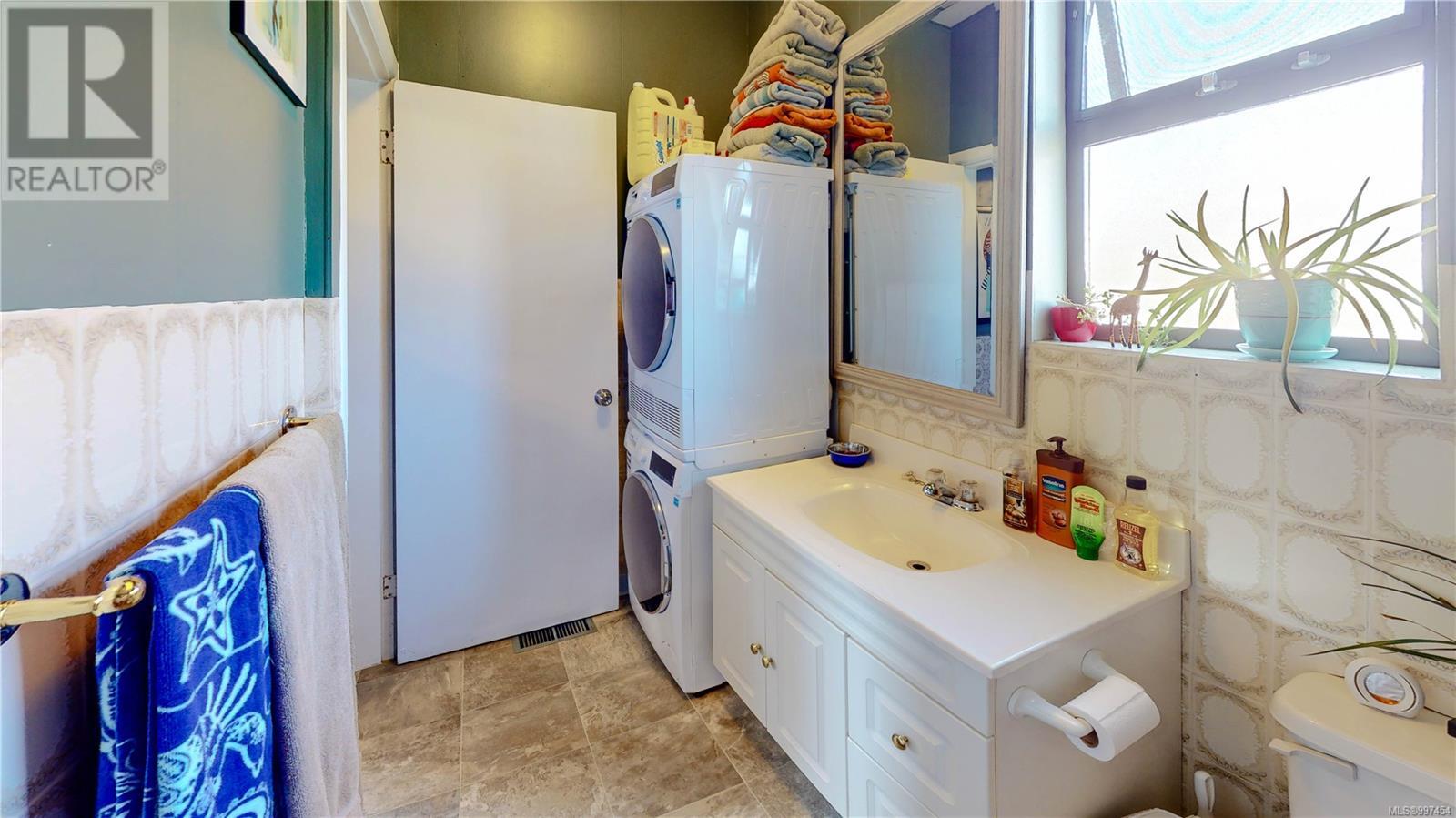  2808 4th Avenue, Port Alberni