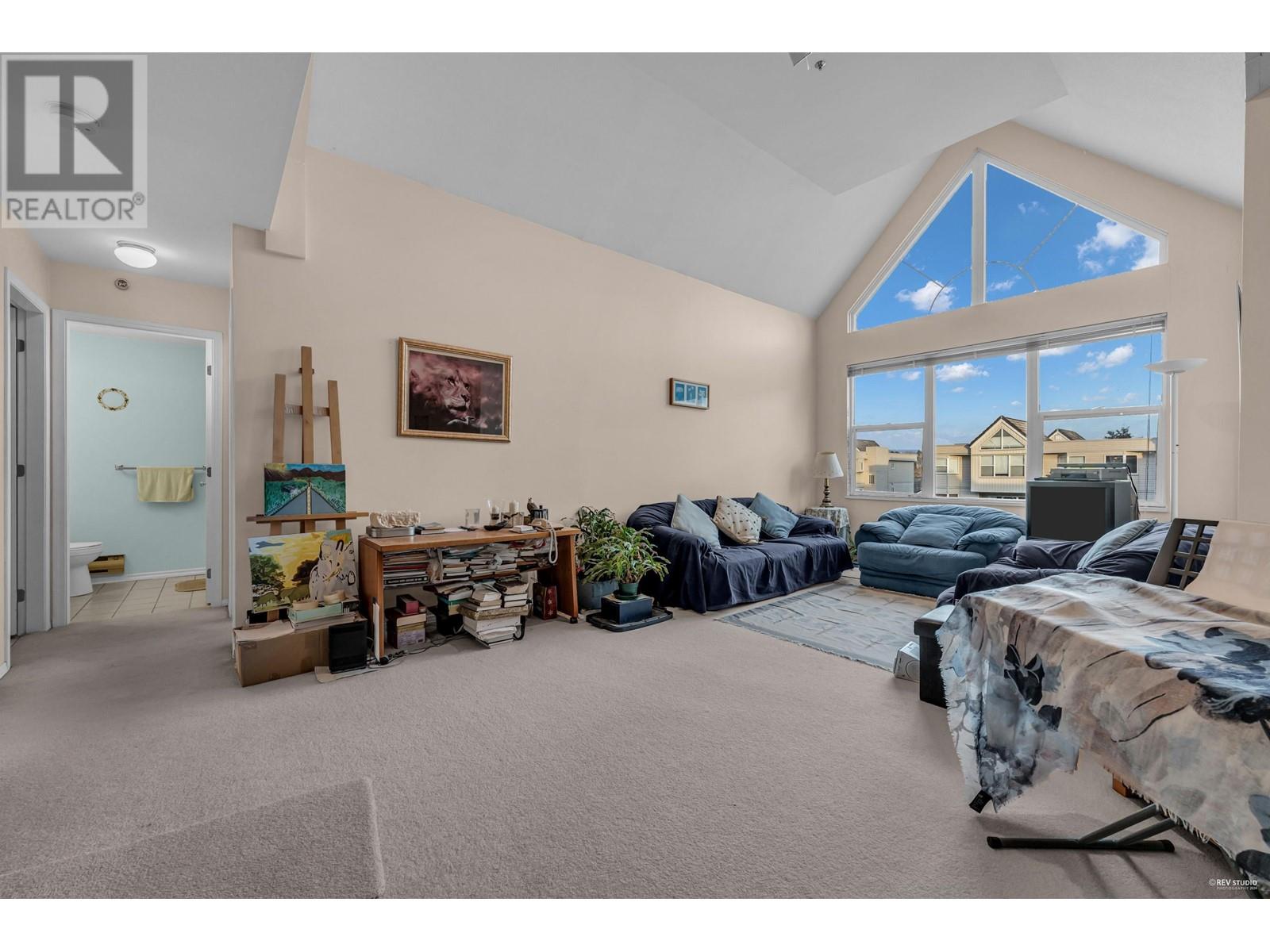 401 7011 BLUNDELL ROAD, Richmond