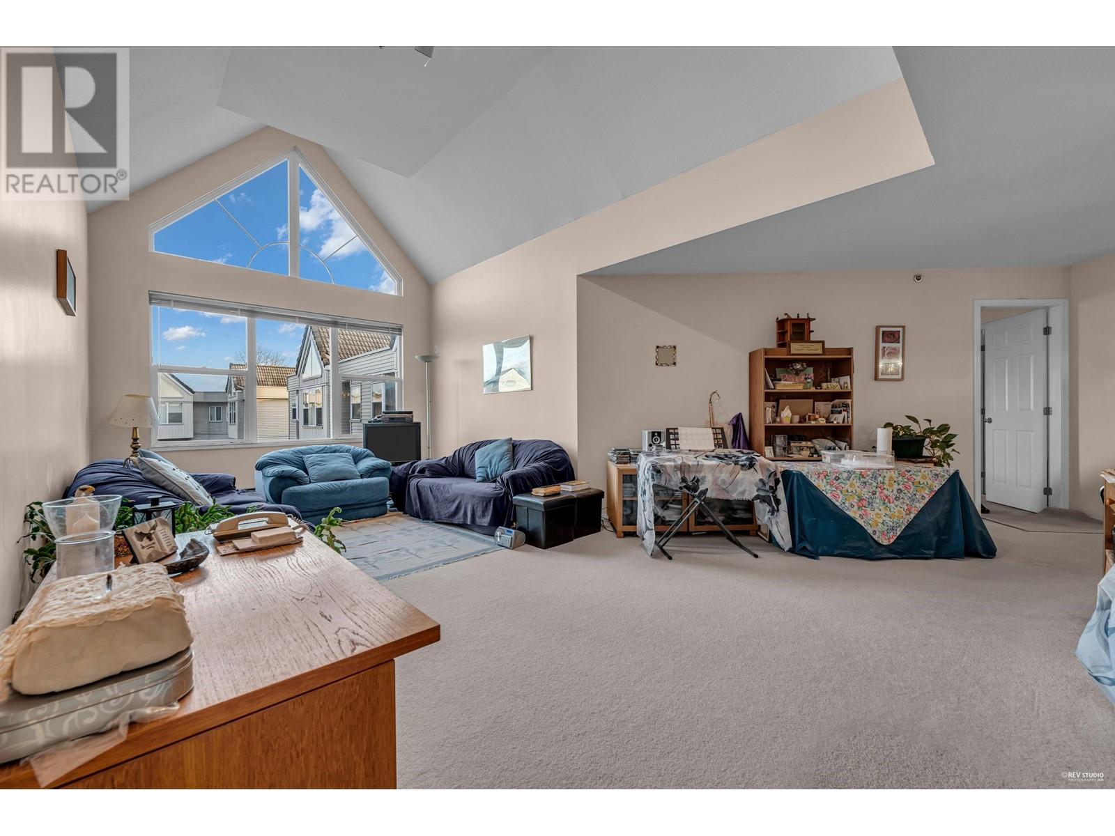 401 7011 BLUNDELL ROAD, Richmond