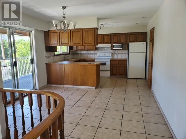  5806 OLEANDER Drive, Osoyoos