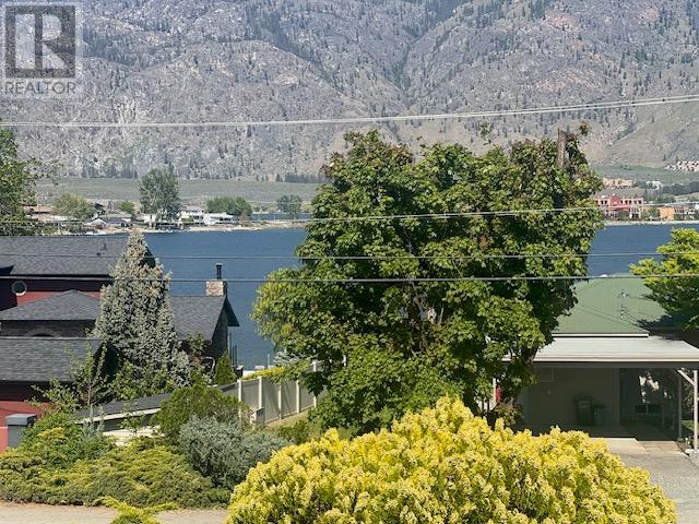  5806 OLEANDER Drive, Osoyoos