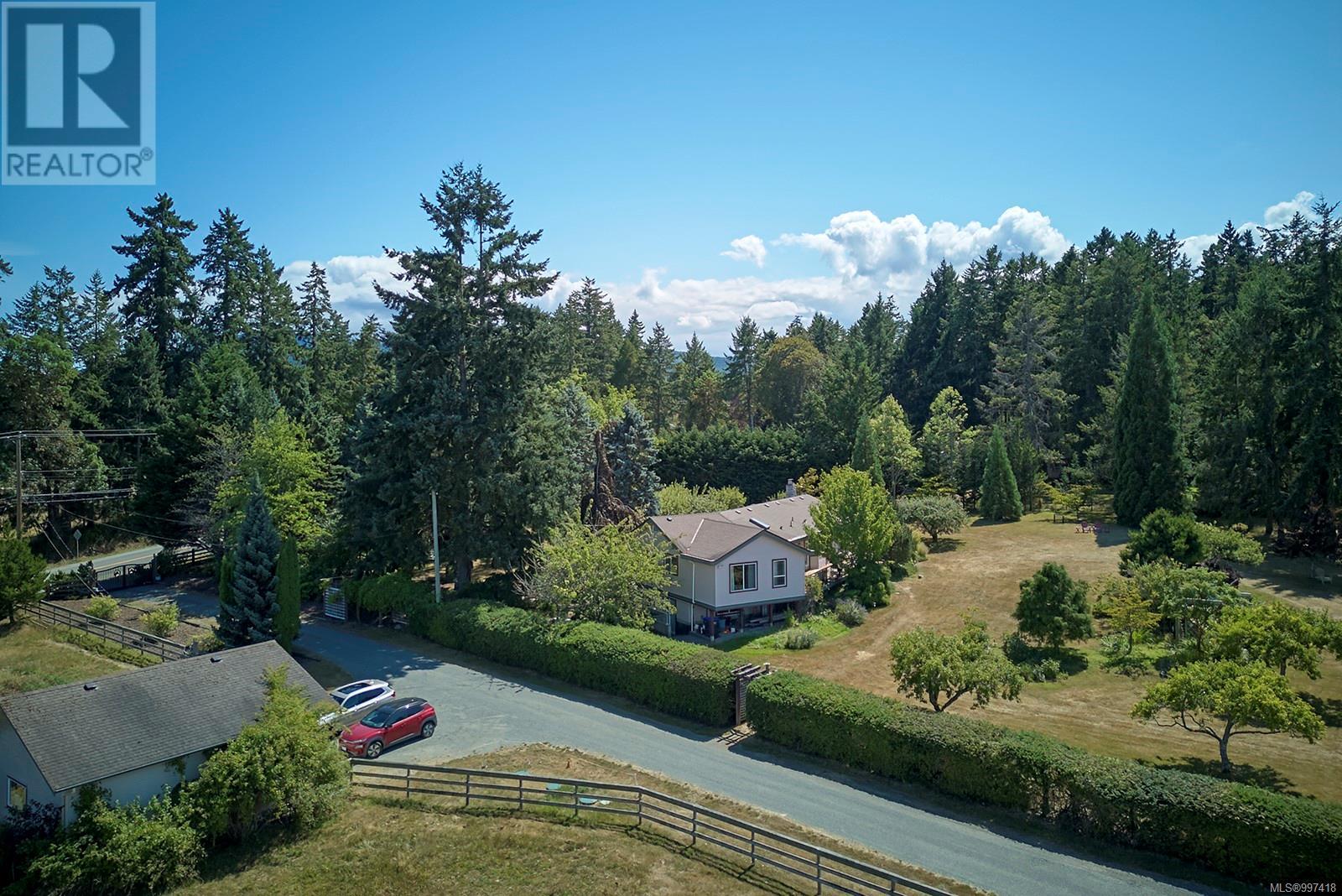 Photo 15 of 2740 Northwest Bay Rd, Nanoose Bay BC